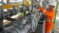 Pemerintah Harus Ubah Paradigma Gas Jadi Penopang Ekonomi
