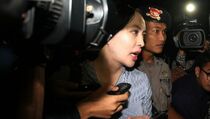 Angie Merasa Seperti Keset Nazaruddin