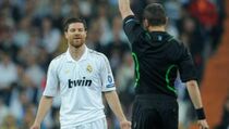 Madrid Berjuang Bebaskan Hukuman Alonso