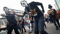 Demo Buruh Akan Berlanjut Jumat Esok