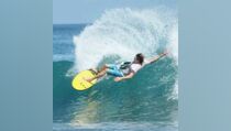  Menparekraf Buka Banyuwangi International Surfing Competition  