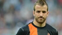 Van der Vaart Gagal ke Brasil
