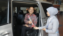 Tanda Cinta Express Group untuk Anak Penderita Kanker