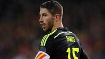 Cedera Punggung, Ramos Tak Bisa Turun Lawan Rumania