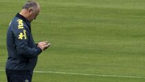 Pengganti Neymar, Dilema Scolari