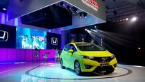 Honda Kembali Tarik 17.286 Unit Freed dan Jazz