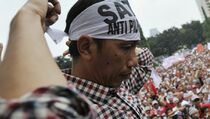 Kampanye di Madiun, Jokowi Penuh Candaan
