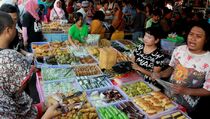 Bagi-bagi Takjil Gratis di Surabaya dan Sidoarjo