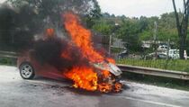Video: Mobil Mendadak Terbakar Seusai Isi Bensin di SPBU
