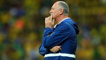 Brasil Dibantai Jerman, Scolari Pasang Badan