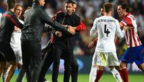 UEFA Skors Simeone dan Alonso