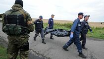 Tony Abbott: Australia Fokus pada Tempat Jatuhnya MH17, Bukan Sanksi