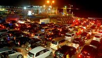PT ASDP Indonesia Ferry Cabang Utama Merak Benahi Fasilitas dalam Pelabuhan
