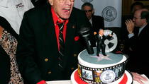 Jerry Lewis, Legenda Komedi Dilarikan ke Rumah Sakit