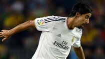 Mantan Pelatih Barcelona Minta Khedira Bertahan di Madrid