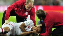 Cedera Dada, Walcott Absen Lawan Polandia