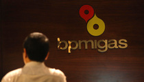 Mobil Dinas Pimpinan BP Migas 'Downgrade' dari Camry ke Innova