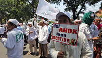 Demo FPI Anarkis, Habib Novel Buron