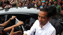Kedatangan Jokowi Disambut Tangisan Pengungsi Sinabung