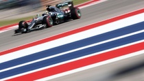 Hamilton Start Terdepan di GP F1 Tiongkok