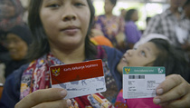 Pemberian KIP dan KIS Bukan Kompensasi Rencana Kenaikan BBM  