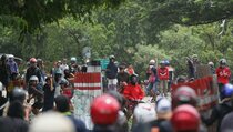 Bentrok Warga Tambak - Manggarai