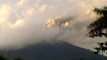 Gunung Api Gamalama Erupsi