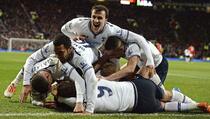 Eriksen Bawa Spurs Kembali Unggul