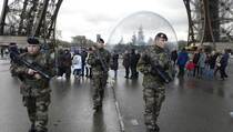 Al Qaeda dan IS Bergantian Serang Paris dalam Cara Berbeda