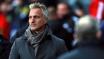 David Ginola Siap Tantang Sepp Blatter