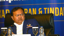 DPR Mungkin Bisa Bahas Pengajuan Badrodin pada April