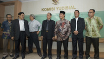  Anggota Tim 9 Sambangi KPK, Ada Apa?  