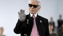 Legenda Fashion Karl Lagerfeld Meninggal Dunia