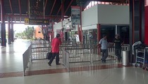 Penumpang Pesawat Domestik Menurun
