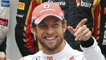 Tabrak Maldonado, Button Kena Penalti