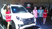 Toyota Rush Kini Buat Opsi 7 Penumpang