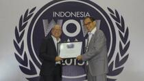  BOLT! Super 4G LTE Raih Indonesia WOW Brand 2015