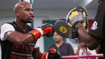 Setelah Lawan Pacquiao, Ayah Mayweather Ingin Anaknya Pensiun