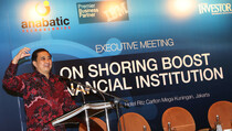 Diskusi Panel: On Shoring Boost Financial Institution
