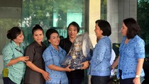 Blue Bird menyelenggarakan program Kartini Masa Kini