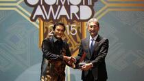 Mitsubishi Delica dan Triton Raih Otomotif Award 2015