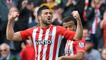 Pelle Kembali Bawa Soton Ungguli Spurs