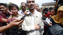 Abraham Samad Dibebaskan Setelah 3 Jam Ditahan