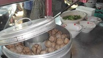 Gara-gara Daging Celeng, Omzet Pedagang Bakso Turun 35%