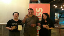  Sensasi Menjelajah Dunia 3D dengan Ponsel Evercoss One X  