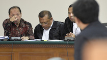Sutan : KPK Takut Periksa Kolega Ibas