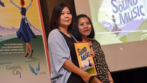 Oktober, Teater Musikal 