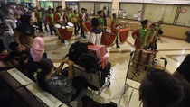 H-8, Kedatangan Penumpang Domestik di Bandara Juanda Naik