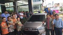 Innova Anyar Meluncur di Pontianak 
