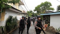Pelaku Pengeroyokan Polisi di Berlan Berjumlah 12 Orang, 1 Tewas Ditembak